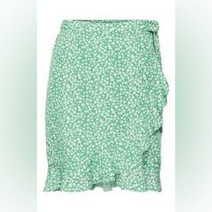 Vero Moda Green Floral Skirt